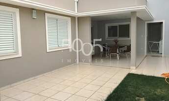 Imagem 2: Linda casa disponível para venda no condomínio Vila das Hortênsias em Itu. Conta com 263m2