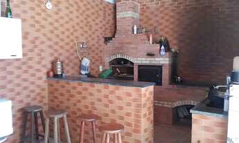 Imagem 1: Casa com 4 quartos a 100 mts da Praia de Santa Mônica - Guarapari