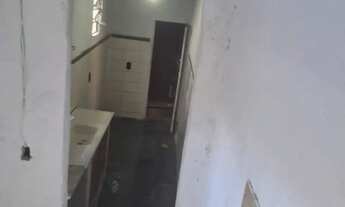 Imagem 6: Casa dois quartos vaga dois carros R$850 Arsenal beira da Av Dr Eugenio Borges 2000