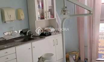 Imagem 4: Sala comercial com banheiro
