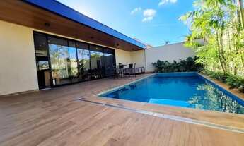 Imagem 6: Casa sobrado de 336m² com 03 suítes à venda em condomínio - Vila do Golf