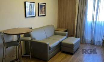 Imagem 4: Flat semimobiliado, uma vaga, no bairro Praia de Belas em Porto Alegre