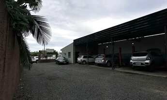 Imagem 4: Pavilhão medindo 180,00m² e Kitinet , construídos em terreno medindo 509,74m²