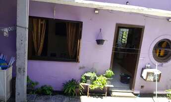 Imagem 2: Casa de dois pisos pra vender