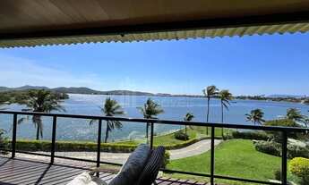 Imagem 6: Situada às margens do Canal de Cabo Frio, com vista panorâmica