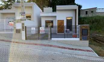 Imagem: CASAS BAIXAS 3 QUARTOS NO BAIRRO PRIMEIRO