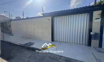 Imagem: Casa à venda em rua pública, AEROPORTO