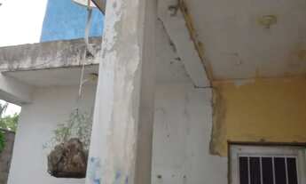 Imagem 3: Vendo este sobrado próximo homem de lata precisando de uma reforma