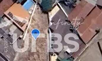 Imagem 3: Lote residencial/comercial com área total de 571,60 metros², sendo 8,55 metros de frente e