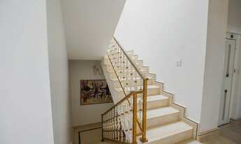 Imagem 6: Casa para venda tem 766 metros quadrados com 6 quartos