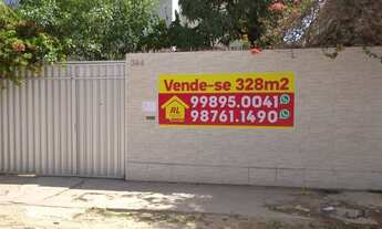 Imagem: Casa para venda tem 330 metros quadrados