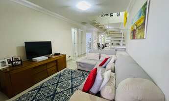 Imagem 7: Lindo sobrado no bairro Água Verde com 4 quartos e 4 vagas de garagem