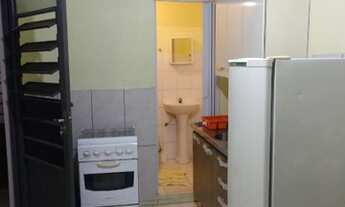 Imagem 4: Alugo kitnet anual BALNEÁRIO CAMBORIÚ pra uma pessoa Watzapp 47 9 9628:1840