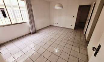 Imagem: Canto Estreito apto desocupado próximo