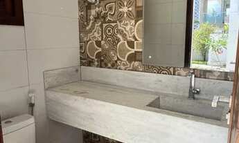 Imagem 2: Casa de condomínio para aluguel possui 280 metros quadrados com 4 quartos