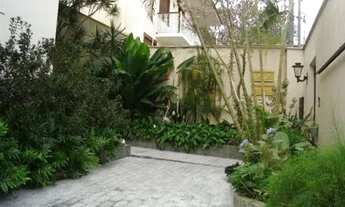 Imagem 5: Casa residencial ou comercial à venda e locação em avenida de grande fluxo,em um dos bair