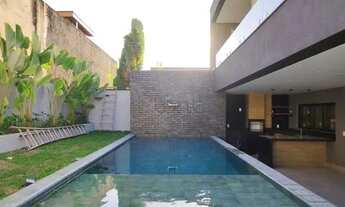 Imagem: Casa de condomínio para venda tem 383 m²