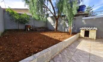 Imagem: Vende se casa na neva