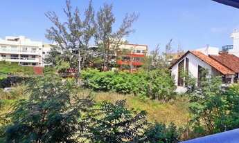 Imagem 2: Atrás Mercado Vianense 85m2 3qts 1st Porcelanato Banheiros e Cozinha c/Armários 2vgs - fun