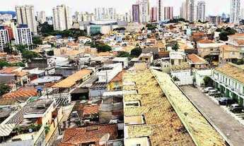 Imagem 7: Cobertura duplex. Espaço gourmet e jacuzzi