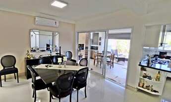 Imagem 3: Casa de condomínio sobrado para aluguel possui 125 metros quadrados com 4 quartos