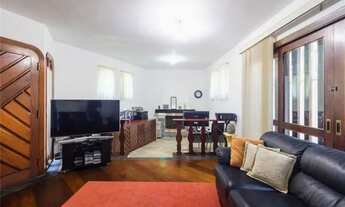 Imagem: CASA ACONCHEGANTE E CONFORTÁVEL NO BAIRRO