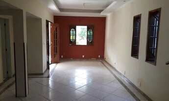 Imagem 2: Casa 5 quartos (Centro de Venda das Pedras) Itaboraí