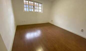 Imagem 3: Casa à venda no centro da cidade, sem condomínio