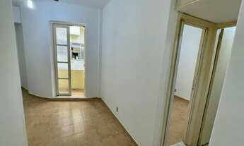Imagem 3: Apartamento para venda tem 40 metros quadrados com 1 quarto em Catete - Rio de Janeiro - R