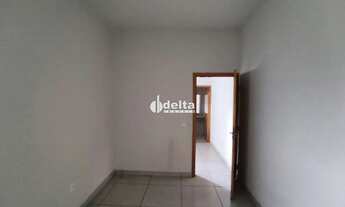 Imagem 13: Casa com 3 quartos disponível para locação no bairro Martins em Uberlândia-MG