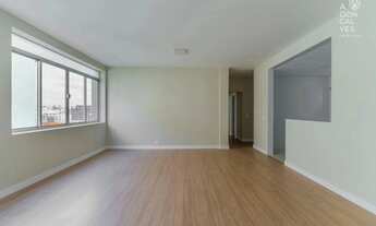 Imagem 2: Apartamento no Edifício Santa Terezinha, 03 Quartos, 01 Vaga, Água Verde, Curitiba