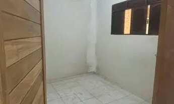 Imagem 5: Alugo casa nas Quintas com Garagem