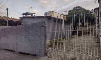 Imagem 4: Terreno de 500m2 com pequena casa antiga, excelente localização, próximo a comércios