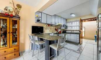 Imagem 6: Casa com 3 suítes, 4 vagas e pátio com piscina no Bairro Boa Vista