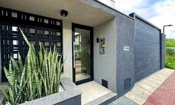 Imagem 3: Sobrado com três dormitórios e vista para o mar em Governador Celso Ramos