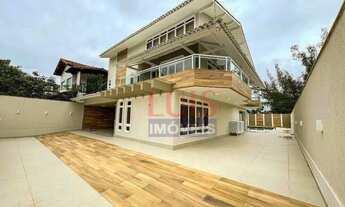 Imagem 2: Casa com 7 dormitórios à venda, 500 m² por R$ 5.500.000,00 - Camboinhas - Niterói/RJ