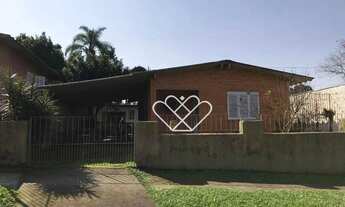 Imagem: Casa com 3 Dormitórios e Quintal em Localização