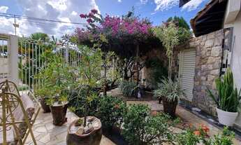 Imagem 2: Casa linda no Carandá Bosque com suíte e 3 quartos, espaço gourmet e piscina aquecida