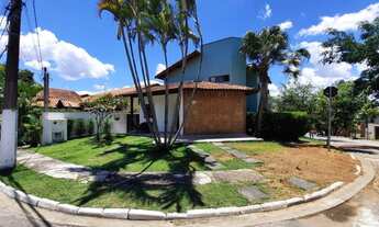 Imagem: Casa de esquina / 3 dorm / recém reformada