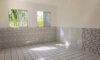 Imagem 6: Casa para venda tem 330 metros quadrados com 5 quartos