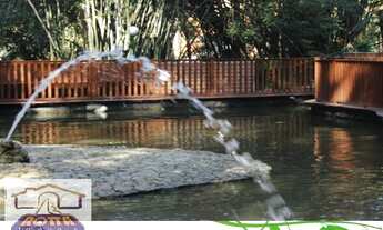 Imagem 7: ÁREA VERDE COM LAGO DE NASCENTE NATURAL