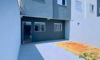 Imagem 3: Sobrado para venda possui 100 metros quadrados com 2 quartos em Novo Mundo - Uberlândia