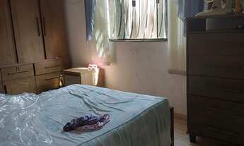 Imagem 6: Casa com Lote inteiro ao Lado Av. Pedro Ludovico Só 238Mil