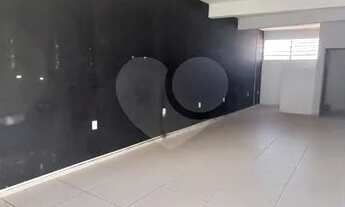 Imagem 2: Salão amplo de 60m² para locação no bairro Jardim Maria de Fátima em Várzea Paulista/SP