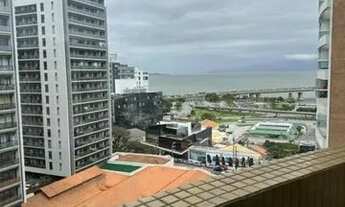 Imagem 2: Excelente apto, andar anto, com vista para o mar, prédio com completa área de lazer, ao la