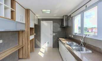 Imagem 6: Apartamento à venda em Moema,155m2 com 3 suítes e 4 vagas de garagem. Ótima localização