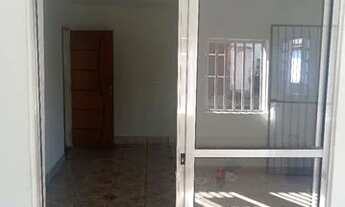 Imagem 2: ALUGA - SE 02 CASA NO PEDRA 90 NA RUA 01 PERTO DA AVENIDA PRINCIPAL PERTO FARMACIA