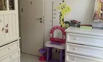 Imagem 7: VALPARAISO: VENDO APTO 3 QUARTOS AMPLO, VARANDA E GARAGEM: Na Av. Portugal