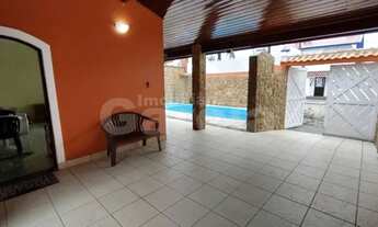 Imagem 2: Casa com Piscina a venda em Peruíbe