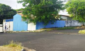 Imagem: Casa próximo a praça da morada do sol